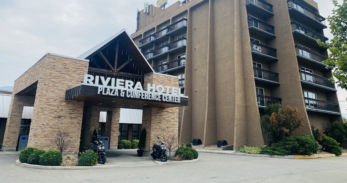 Khác Riviera Divya Sutra Plaza and Conference Centre, Vernon, BC