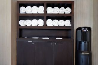 기타 4 Courtyard by Marriott Republic Aprt Long Island/Farmingdale