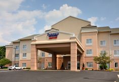 Others 7 Fairfield Inn & Suites by Marriott State College