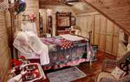 Khác 4 The Queen, A Victorian Bed & Breakfast