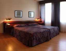 Hotel Las Sirenas, USD 108.63