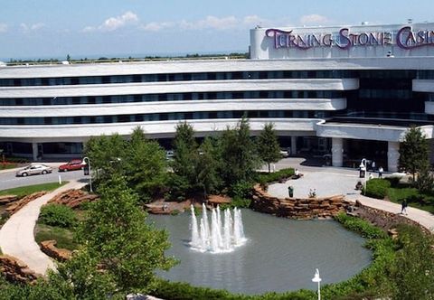 Lainnya The Brook at Turning Stone Resort Casino