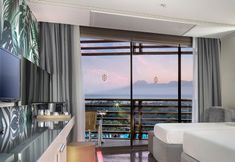 其他 7 Nirvana Cosmopolitan