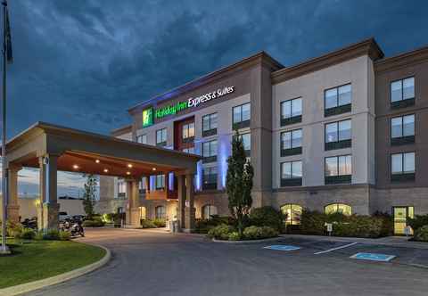 อื่นๆ Holiday Inn Express & Suites Belleville, an IHG Hotel