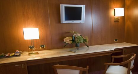 기타 2 AS Hotel Monza