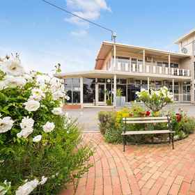 Primary image1最佳西地人汽車旅館,圣迈克尔和约翰小学飯店