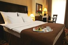 อื่นๆ Columbus Hotel