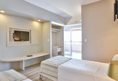 其他 7 San Marino Suite Hotel