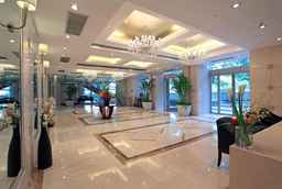 Howard Johnson Huaihai Hotel Shanghai, THB 7,199.09