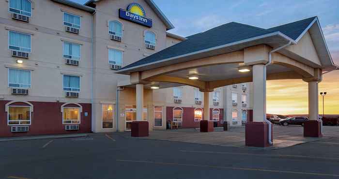 Others Days Inn by Wyndham Dawson Creek