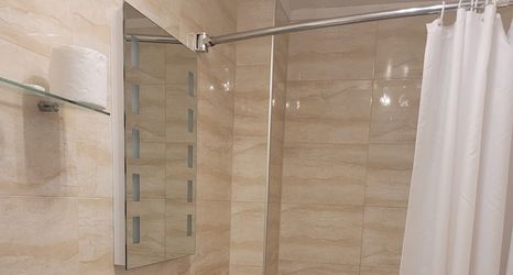 อื่นๆ 2 George Hotel