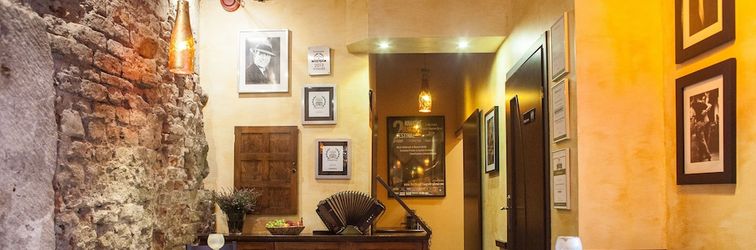 Others Tango House Bed & Breakfast