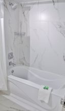 Others 4 Diplomat Inn