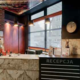 Reception 1 Hotel Delta, Hotel Wilayah Poland Kecil