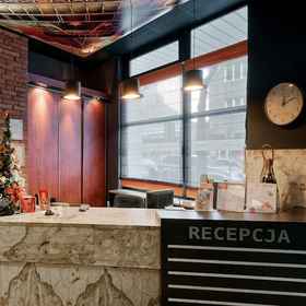 Reception 1 Hotel Delta, Hotel Wilayah Poland Kecil