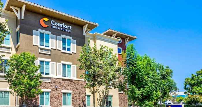 Others Comfort Inn & Suites near Ontario Airport