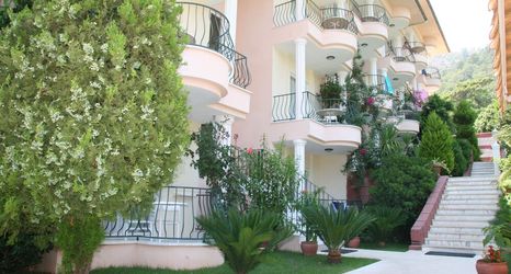 その他 2 Life Apart