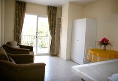 その他 6 Life Apart