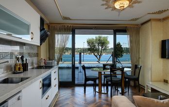 기타 4 Emirganli Suites