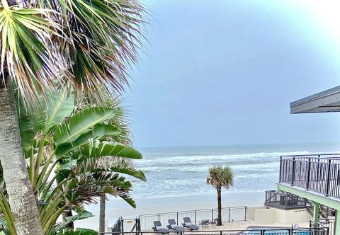 Others Organic Beach Retreat
