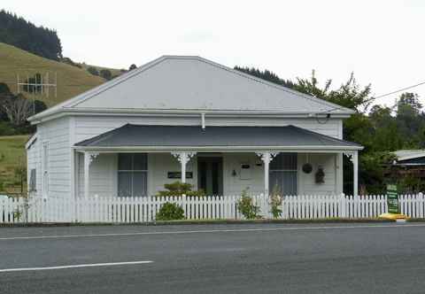 Lain-lain Landfall Cottage