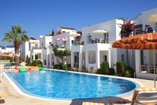 Lain-lain Mer-Can Story Apart Hotel