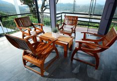 อื่นๆ 2 Mount Lake Inn