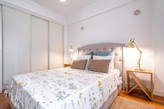 기타 4 Akicity Lisboa Star II