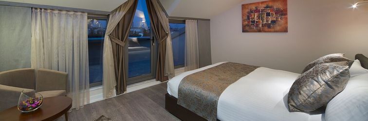 อื่นๆ The Clock Suites