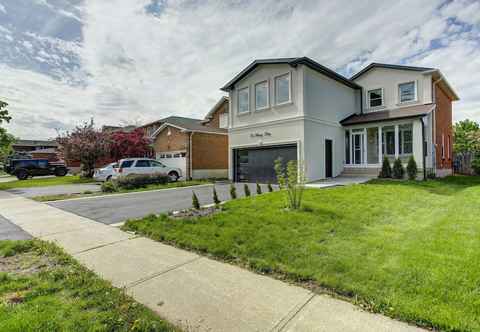 อื่นๆ QuickStay - Beautiful 5bdrm House in Vaughan