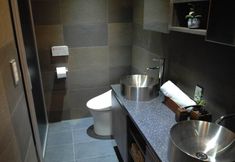 Others 7 Phoenix Cocoon