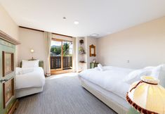 Lain-lain 7 Marillen Hotel