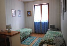 Others 5 Villa Edera