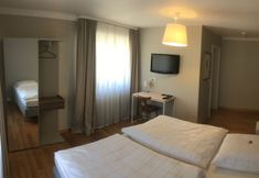 Others 5 Hotel & Restaurant Zur Moselterrasse