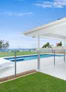 Imej utama Sentosa at Tugun Beachfront Holiday Home