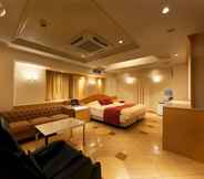 Others 3 Hotel Luna Ikeda - Adults Only