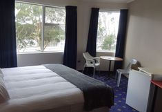 Others 2 The Wharf Hotel Wynyard