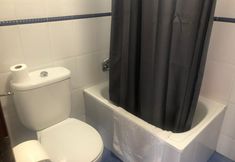 Others 3 Barbieri Granada Pension - Hostel