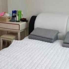 Primary image 1 Woong House, Sinhwa Sangsa Sinhwa No.2 Gas Station Hotels