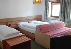 Others 7 Garnì Astor