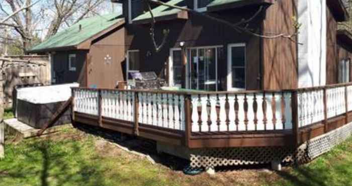 Lainnya 6 Bed Blue Mountain Cottage with Hot Tub 102
