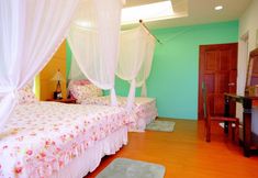 Others 4 Spring Garden