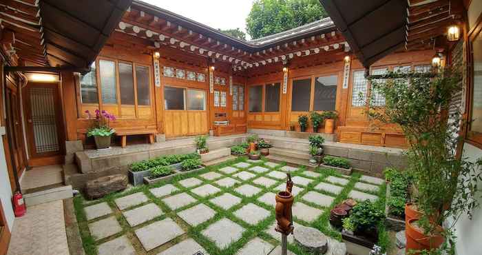 Others So Hyeon Dang Hanok Guesthouse