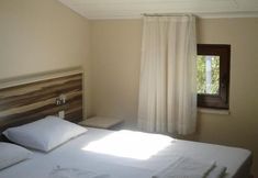 Others 7 Hotel Caretta