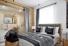 Others 3 Villa 11 Folk & Design