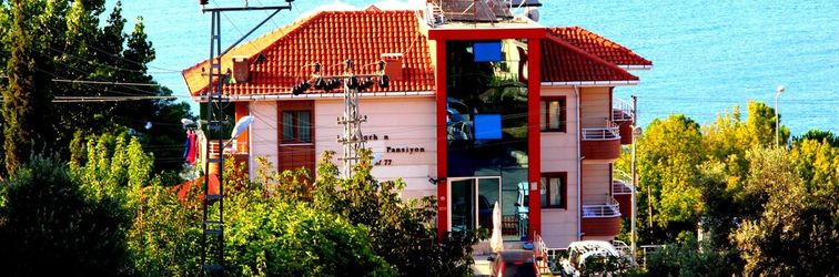 기타 Turhan Pansiyon