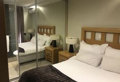 Others 4 First Divine Suites - Hydro Park