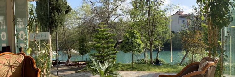 Others River Boutique Hotel