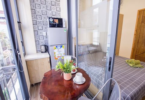 Others Jen & Friends House