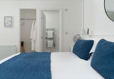 อื่นๆ 7 The Old Pilchard Works